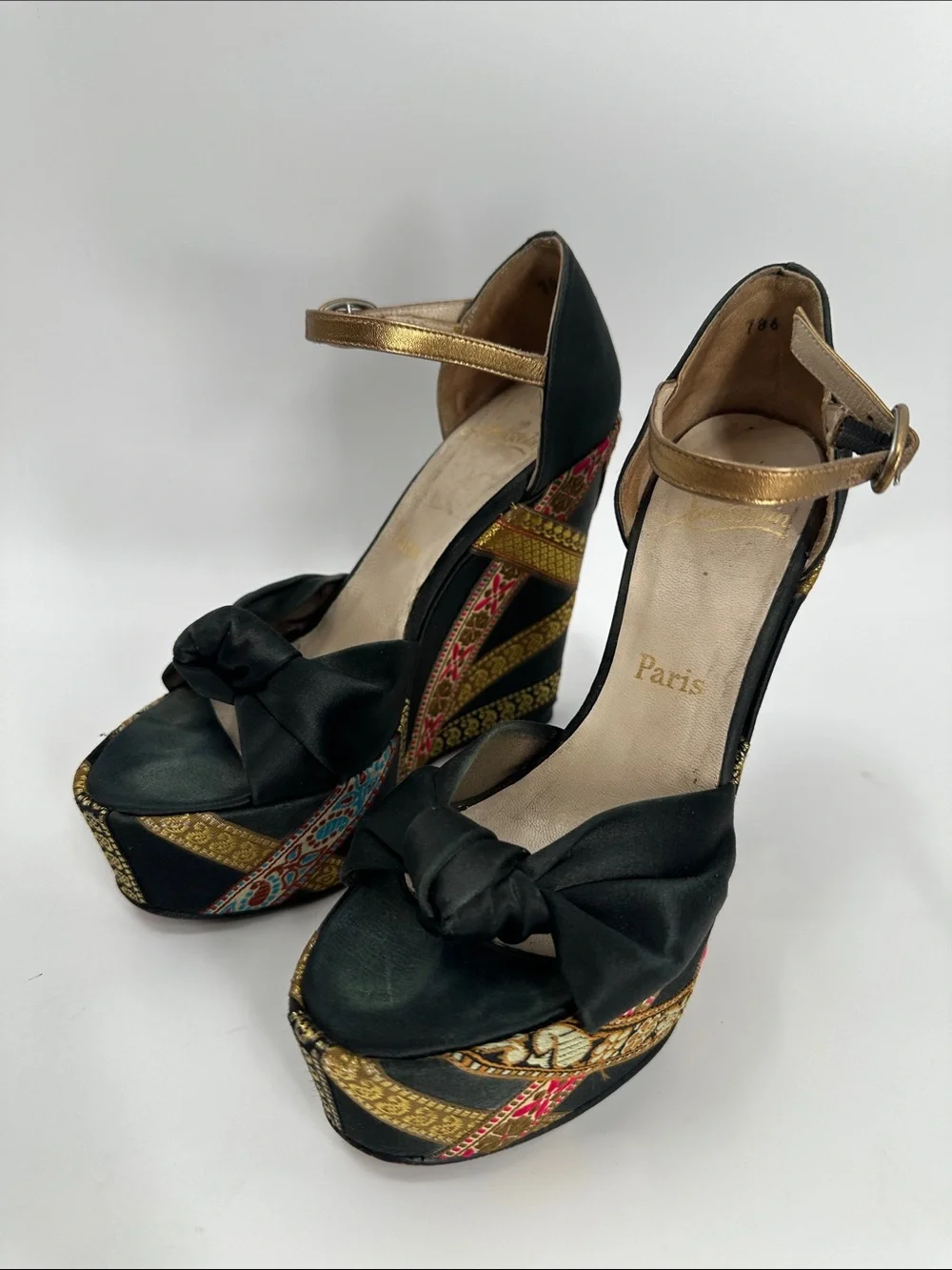 Christian Louboutin satin Wedges heels size 35